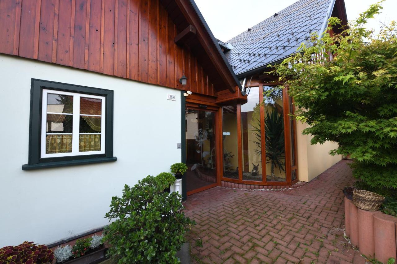 Penzion V Chaloupce Rychnov nad Kneznou Exterior foto