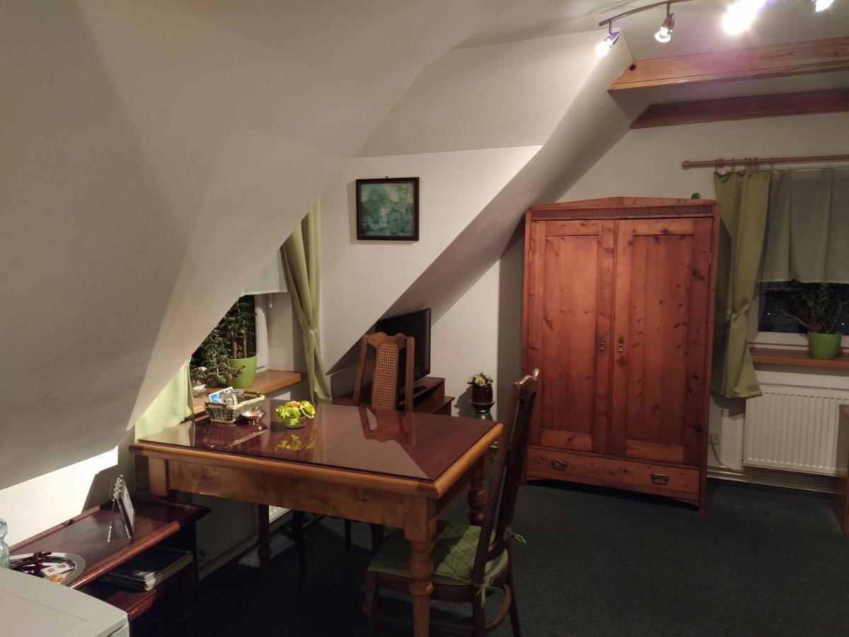 Penzion V Chaloupce Rychnov nad Kneznou Exterior foto